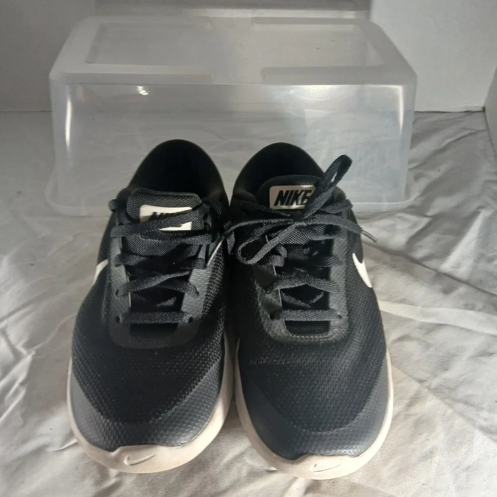 Nike Flex Experience RN 8 Black‎ White Running Shoes Women's Size 6
